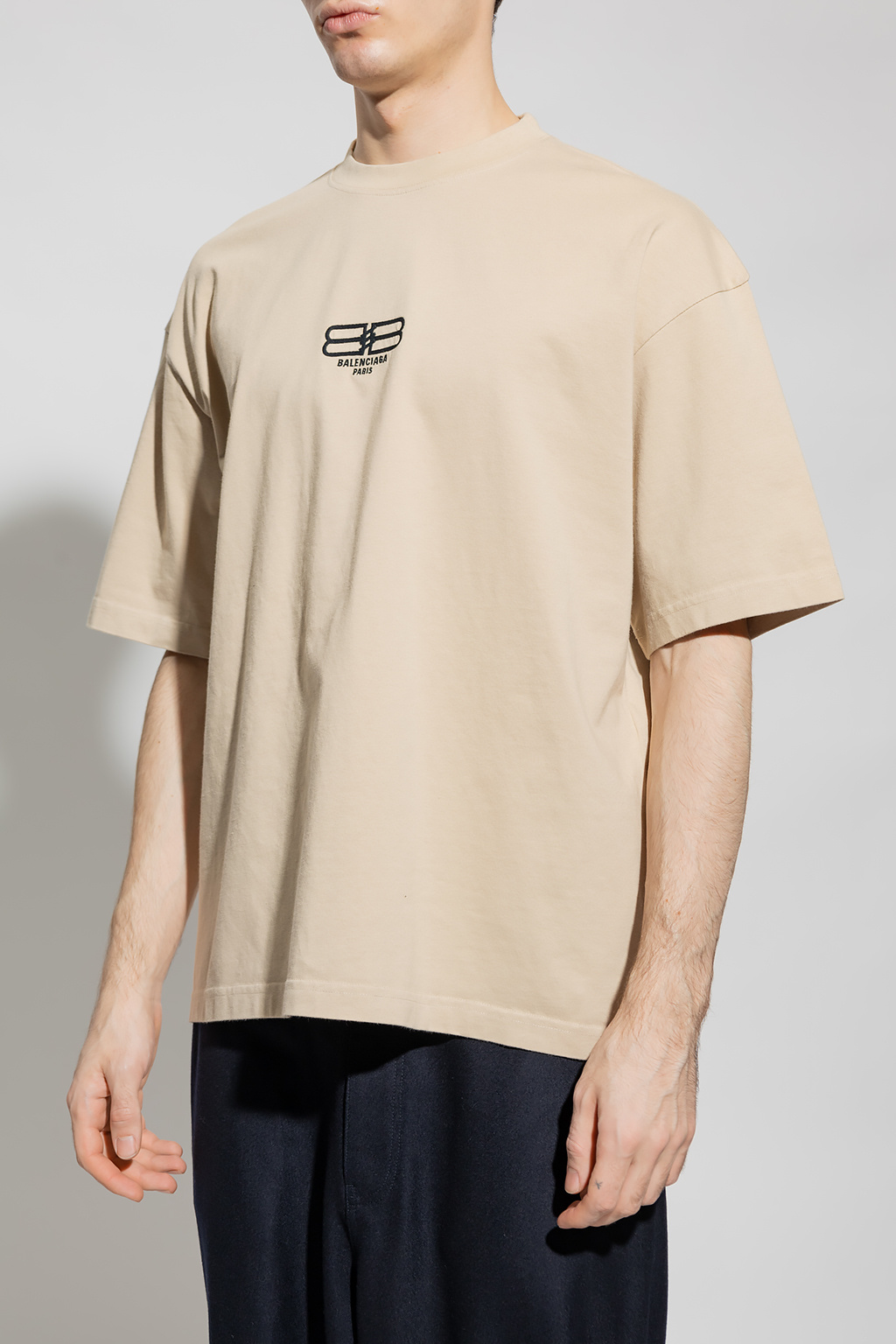 Balenciaga t shirt beige on sale